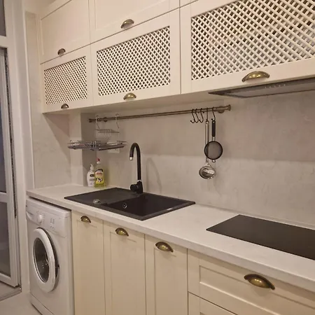 Guest Boutique Warna