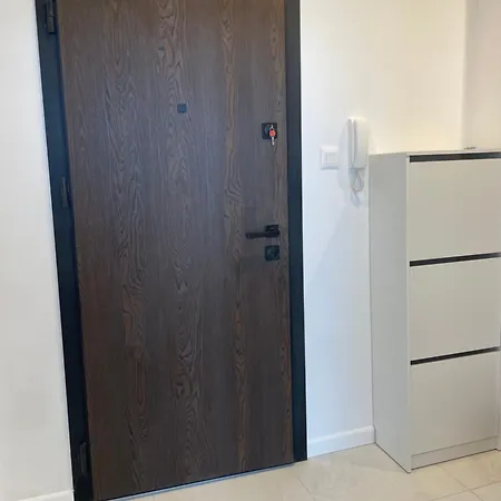 Guest Boutique Warna