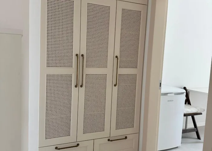 瓦尔纳精品客房旅馆 2* 瓦爾納