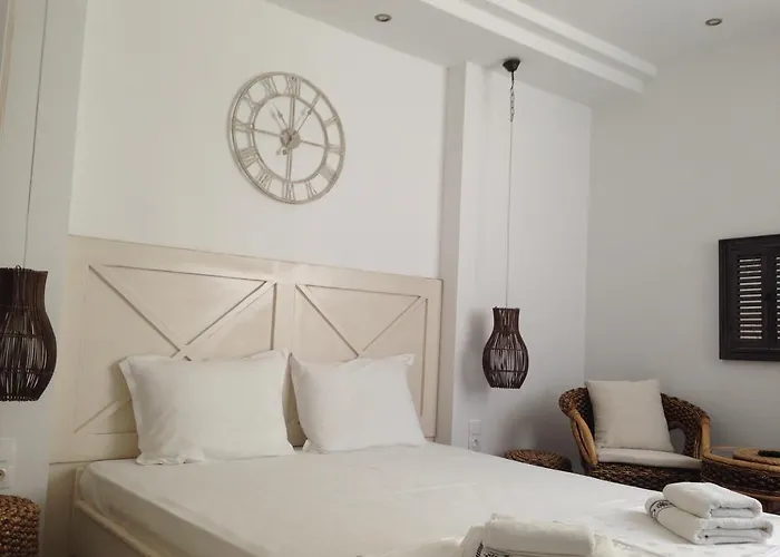 瓦尔纳精品客房旅馆 2* 瓦爾納