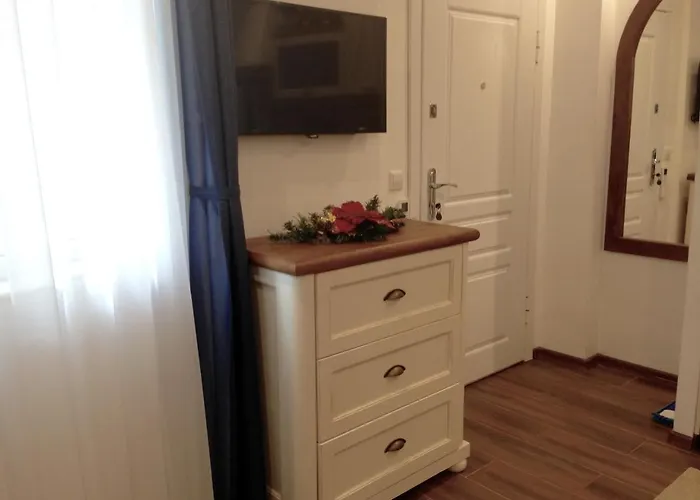 瓦尔纳精品客房旅馆 2*